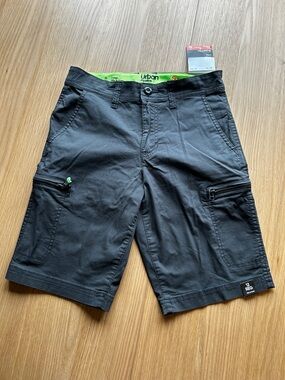 Urban Pipeline Cargo Shorts with Neon Green Waistband Accent size Boys 12 R